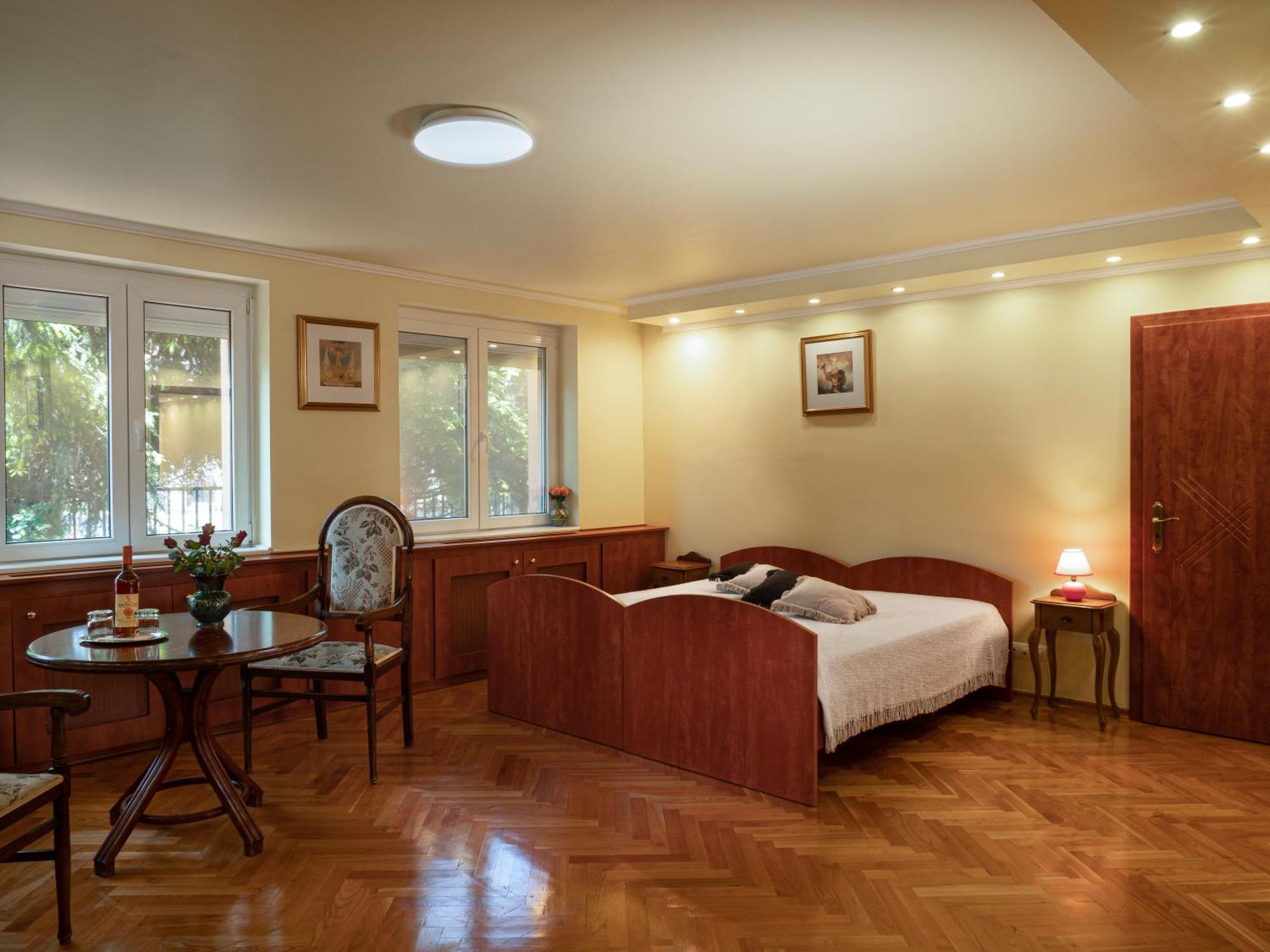 Hotel Frank Vendeghaz Veszpramvarsany Exteriér fotografie